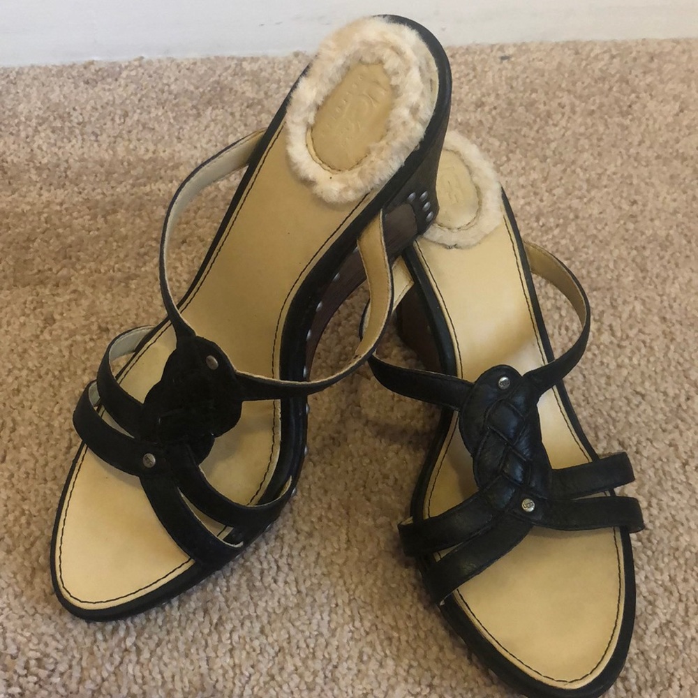 Women’s UGG leather wedge sandals sz 8 GUC